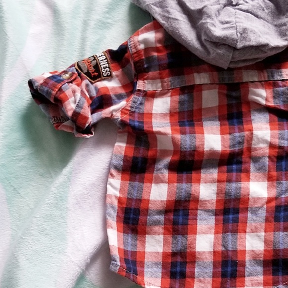 ❣SOLD❣Collared button down with Hoodie - Picture 3 of 3